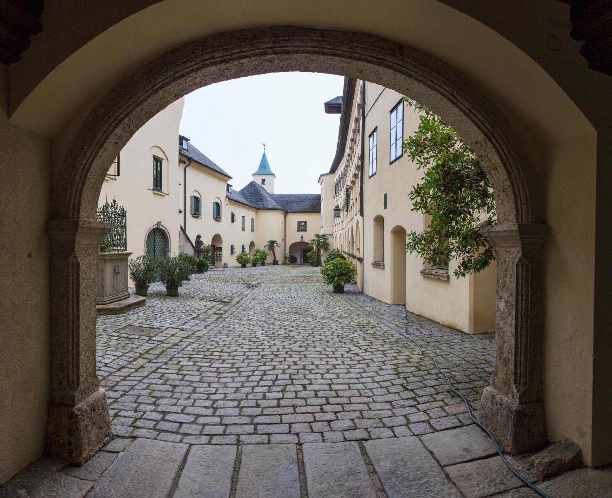 Fruhstuckshotel Scharinger Haag am Hausruck Dış mekan fotoğraf